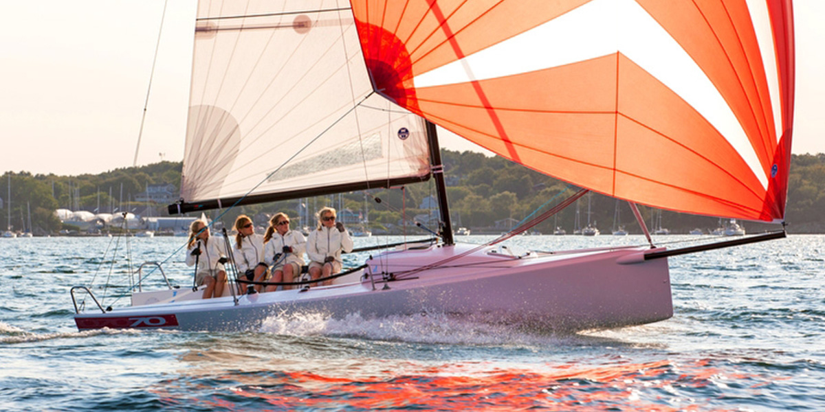 J-composites_J70_GET INTO RACING