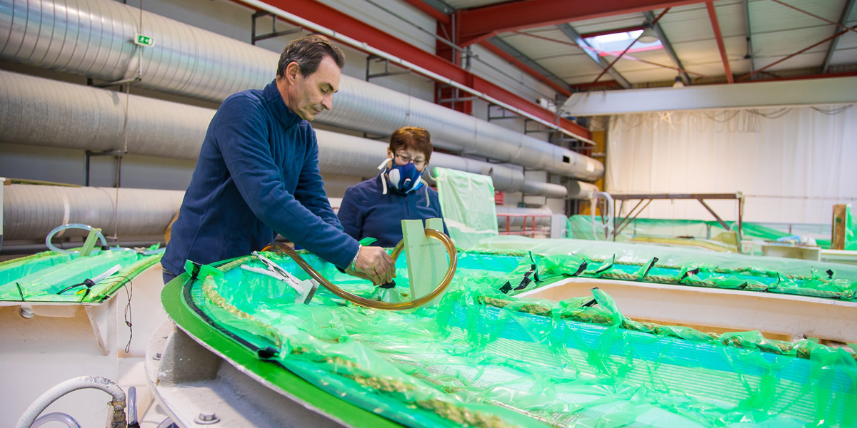 J-composites_Our story_Our Know-how_Manufacturing know-how